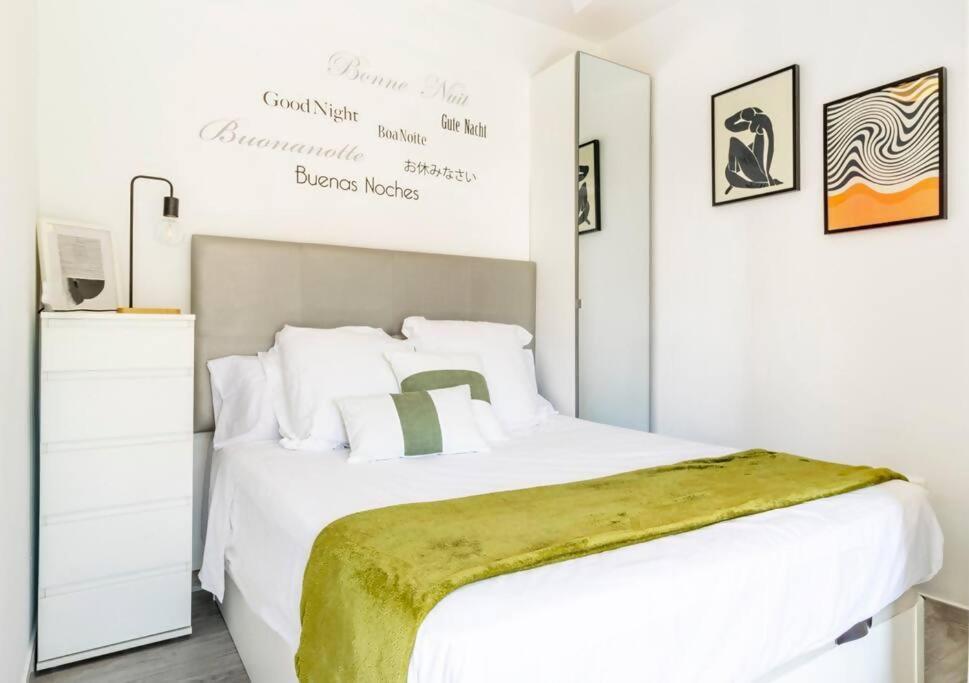 Apartamento Pink Vistalegre Torrevieja Exterior photo